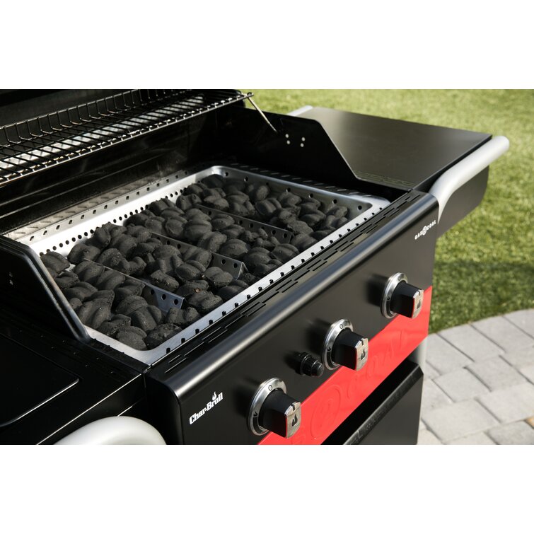 CharBroil Char Broil Gas2Coal 3 Burner Hybrid Combo Gas Charcoal